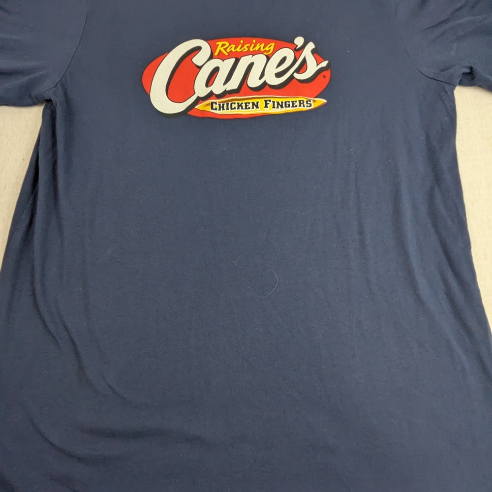 Raising Cane's Chicken Fingers Navy Blue T-shirt Large